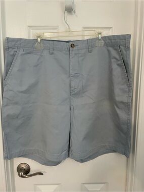 Polo by Ralph Lauren Light Blue Flat-Front Chino Shorts Size 42